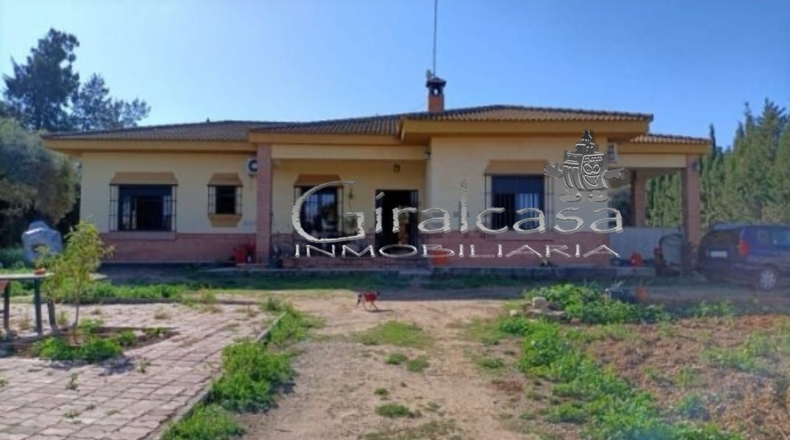 Sevilla - La Celada - 2800m2