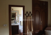 Chalet independiente con terreno en venta en Carmona ref: TR99930 foto