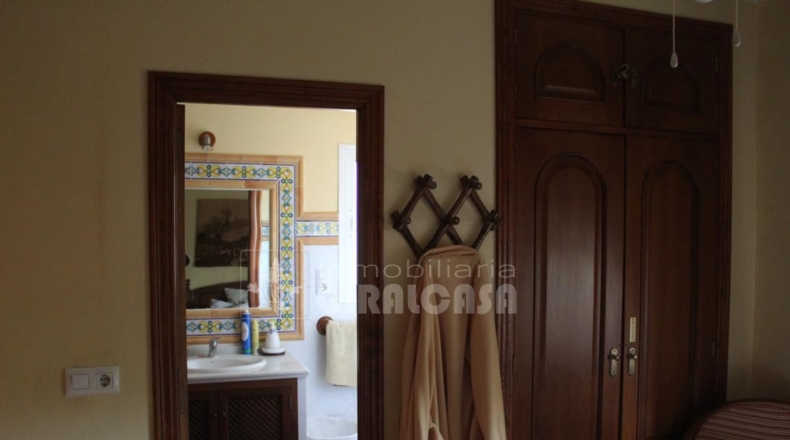 Sevilla - Mairena del Alcor - 2700m2