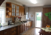 Chalet independiente con terreno en venta en Carmona ref: TR99930 foto