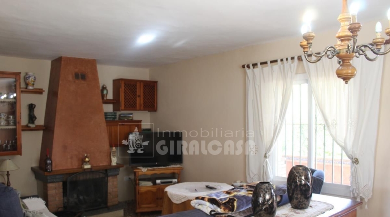 Sevilla - Mairena del Alcor - 2700m2
