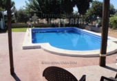 Chalet independiente con terreno en venta en Carmona ref: TR99930 foto