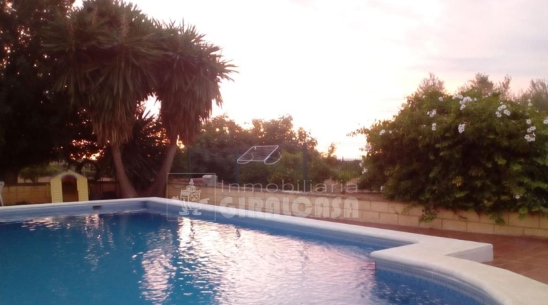 Sevilla - Mairena del Alcor - 2700m2