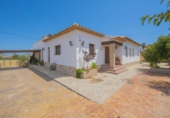 Villa con terreno en venta en Calpe ref: TR278015 foto