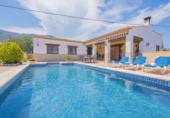 Villa con terreno en venta en Calpe ref: TR278015 foto