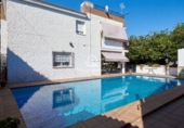 Chalet independiente con terreno en venta en La Guardia de Jaén ref: TR50209 foto