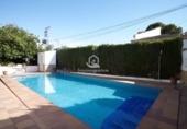 Chalet independiente con terreno en venta en La Guardia de Jaén ref: TR50209 foto