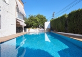 Chalet independiente con terreno en venta en La Guardia de Jaén ref: TR50209 foto