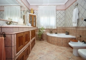 Chalet independiente con terreno en venta en La Guardia de Jaén ref: TR50209 foto