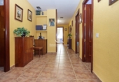 Chalet independiente con terreno en venta en La Guardia de Jaén ref: TR50209 foto