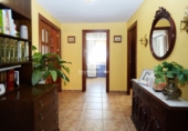 Chalet independiente con terreno en venta en La Guardia de Jaén ref: TR50209 foto