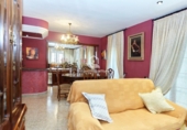 Chalet independiente con terreno en venta en La Guardia de Jaén ref: TR50209 foto