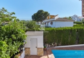 Chalet independiente con terreno en venta en La Guardia de Jaén ref: TR50209 foto