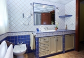 Chalet independiente con terreno en venta en La Guardia de Jaén ref: TR50209 foto