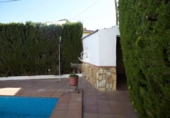 Chalet independiente con terreno en venta en La Guardia de Jaén ref: TR50209 foto