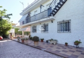 Chalet independiente con terreno en venta en La Guardia de Jaén ref: TR50209 foto