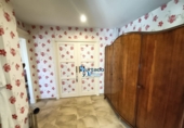 Дом с участком на продажу в городе Torreperogil. Фото