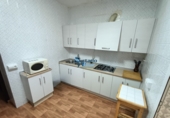 Участок с постройкой на продажу в городе Убеда. Фото