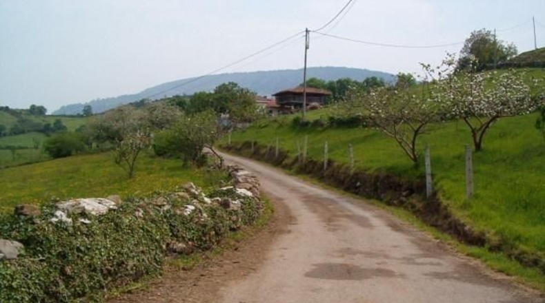 Asturias - Moratín - 604m2