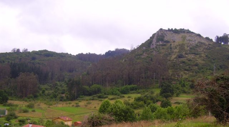 Asturias - Candamín - 1121m2