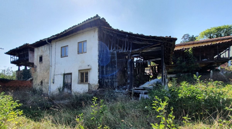 Asturias - El Barrio - 9591m2