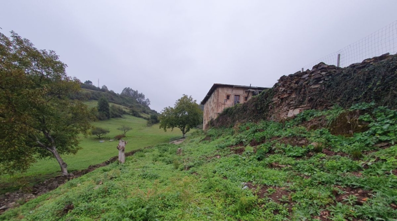 Astúries - Cornellana - 2301m2