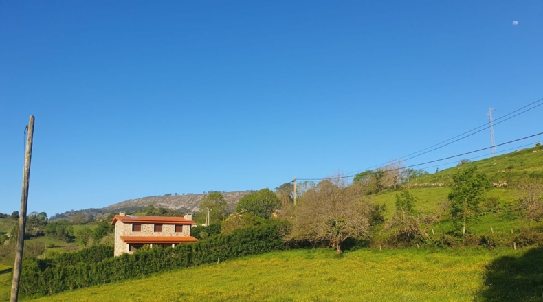 Asturias - San Antolín de Las Dorigas - 1350m2