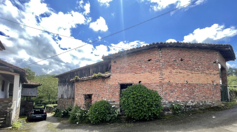 Astúries - Las Corradas - 2575m2