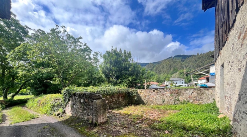 Astúries - Las Corradas - 2575m2