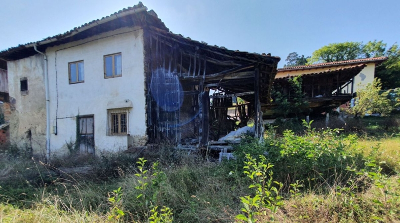 Astúries - El Barrio - 9591m2