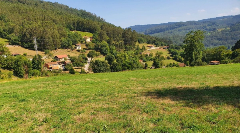 Astúries - El Barrio - 9591m2