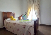 Таунхаус с участком на продажу в городе Almonte. Фото