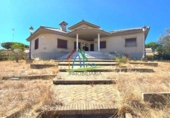 Chalet independiente con terreno en venta en Matalascañas ref: TR339744 foto