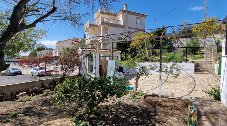 Alicante - Algorfa - 750m2