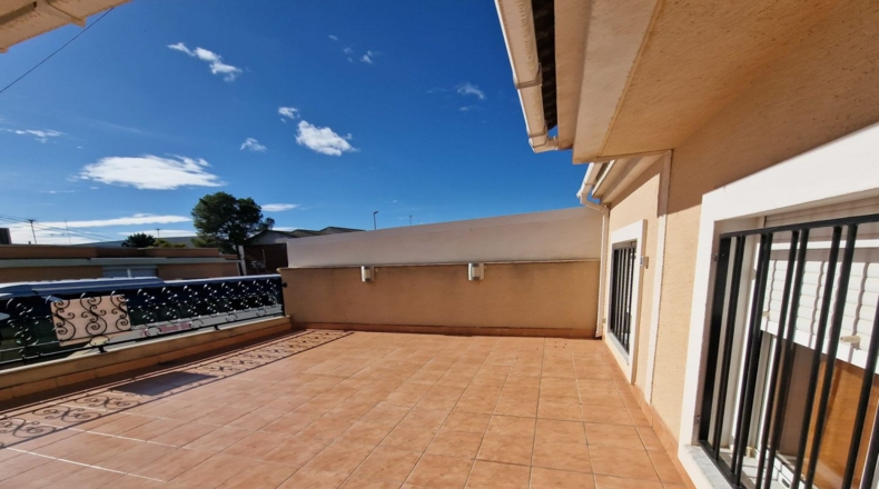 Аликанте - Formentera del Segura - 489m2