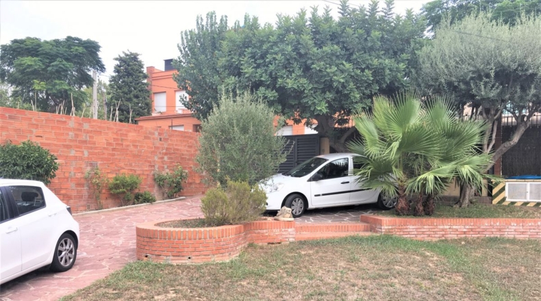 Barcelona - Sant Joan Despí - 1000m2