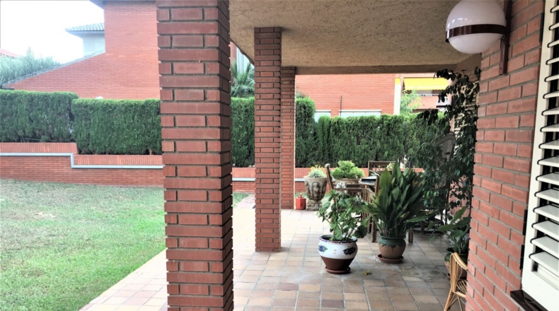 Barcelona - Sant Joan Despí - 1000m2