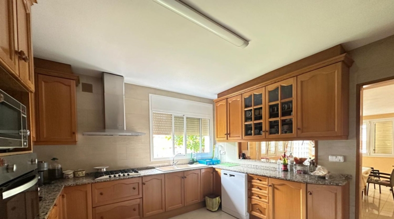 Barcelona - Sant Joan Despí - 1000m2