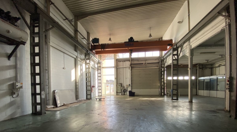 Barcelona - Cornellà de Llobregat - 1000m2