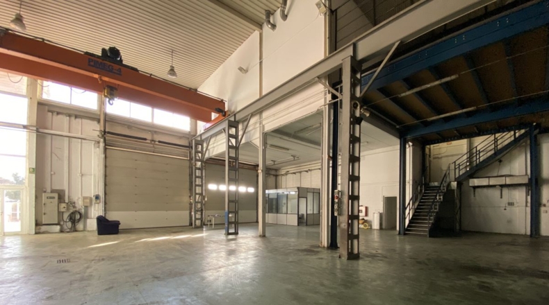 Barcelona - Cornellà de Llobregat - 1000m2
