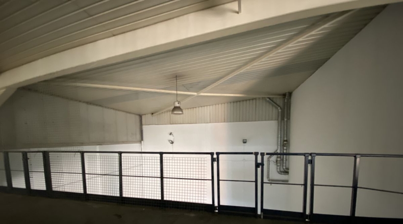 Barcelona - Cornellà de Llobregat - 1000m2