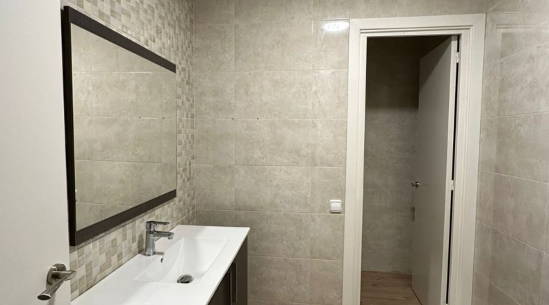 Барселона - Cornellà de Llobregat - 2000m2