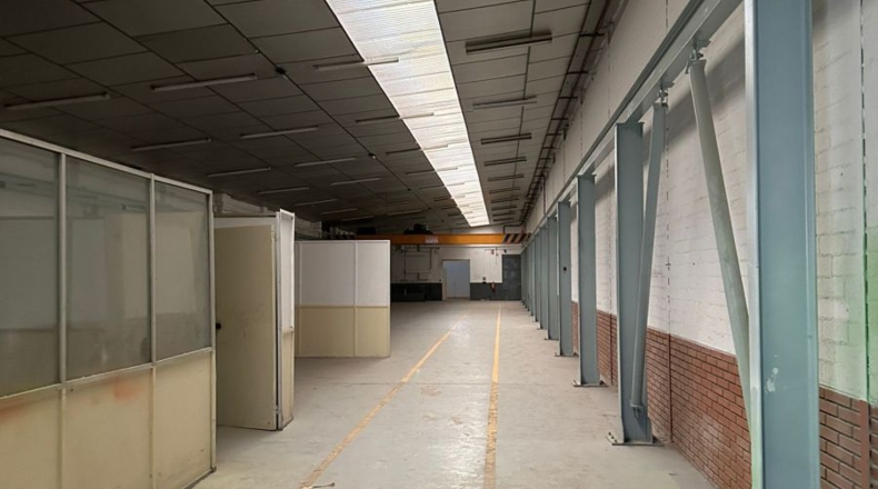 Барселона - Cornellà de Llobregat - 2000m2