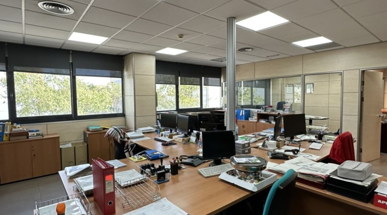 Barcelona - Sant Just Desvern - 2200m2