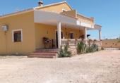 Chalet independiente con terreno en venta en Murcia ref: TR81597 foto