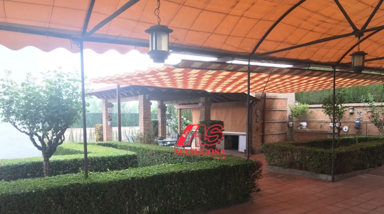 Granada - Alhendín - 2113m2