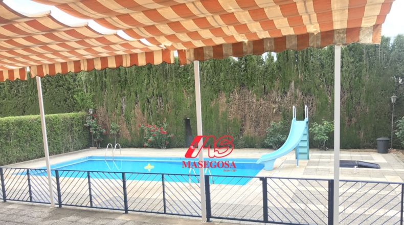 Granada - Alhendín - 2113m2