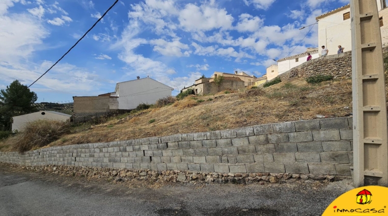 Jaén - Alcalá la Real - 683m2