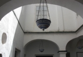Отдельно стоящий дом с участком на продажу в городе Vejer de la Frontera. Фото