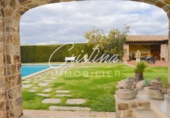 Finca rústica en venta en Santa Cristina d'Aro ref: TR74791 foto